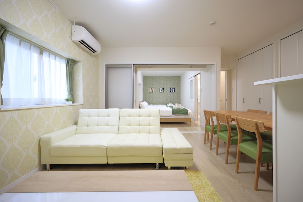 ツインルーム202 客室2 | Crice hotel 石垣島