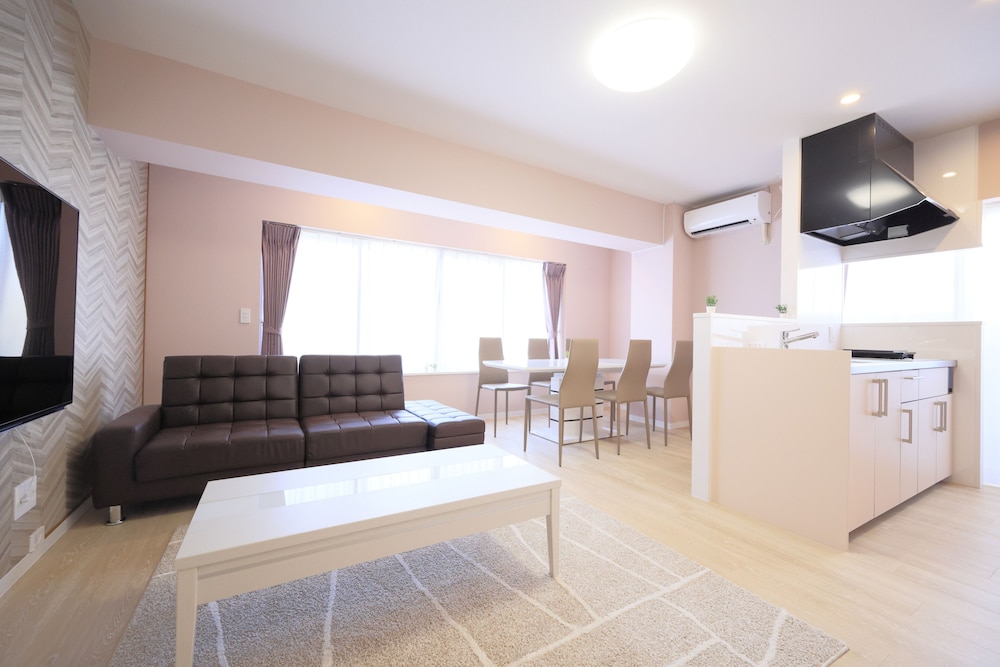 ツインルーム302 客室1 | Crice hotel 石垣島