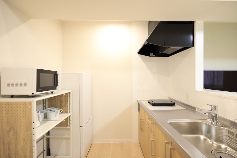 ツインルーム202 客室3 | Crice hotel 石垣島