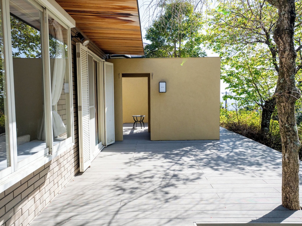 エグゼクティブ ヴィラ テラス / パティオ8 | バケーションイン伊豆高原