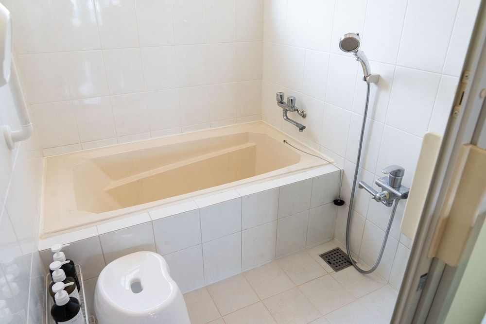 ベーシック ハウス バスルーム1 | BLUE POINT OKINAWA