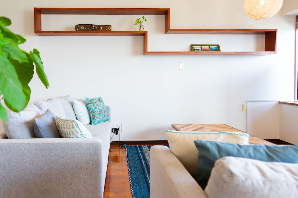 ベーシック ハウス リビング エリア4 | BLUE POINT OKINAWA