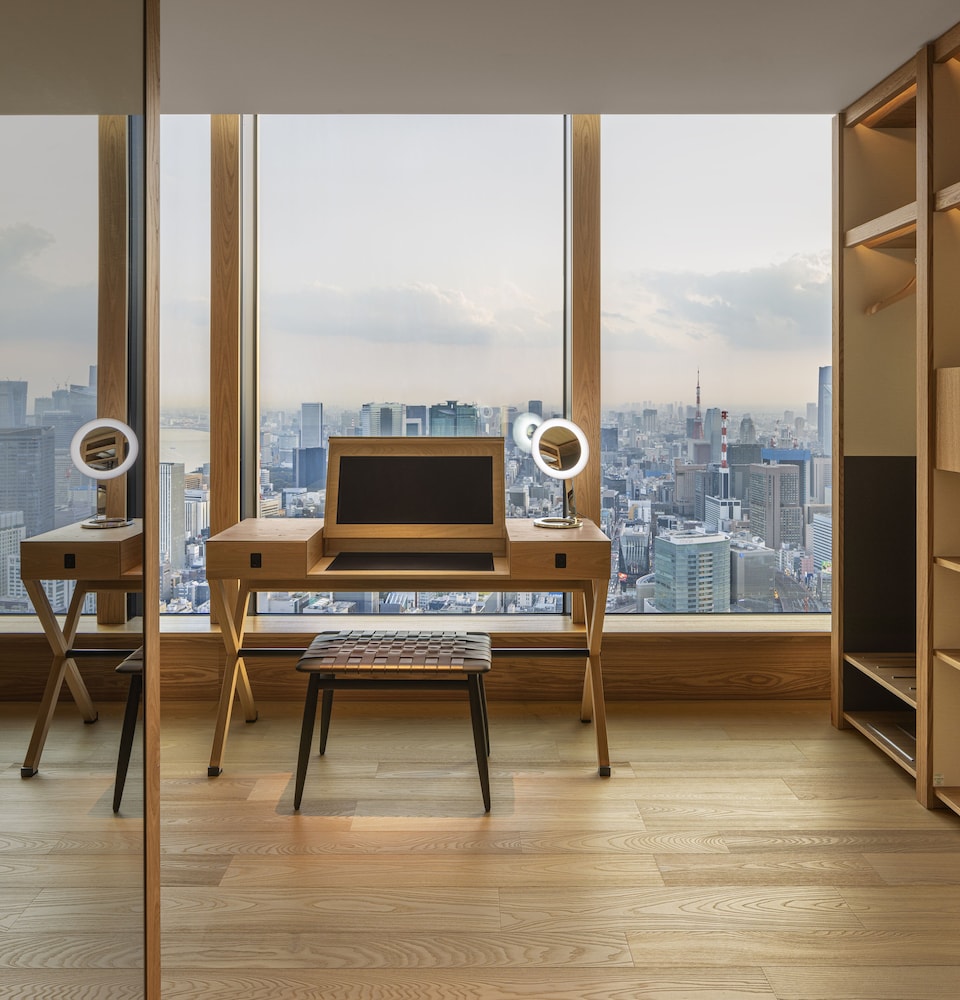 デラックス スイート 1 ベッドルーム (View) シティ ビュー0 | ブルガリ ホテル 東京