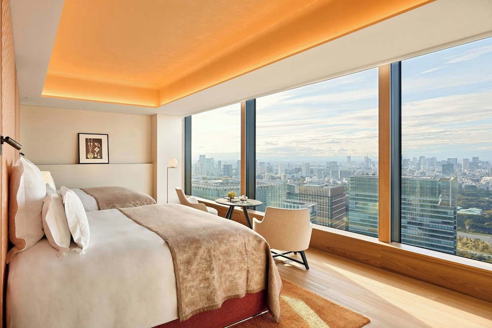 プレミアム ルーム ダブルベッド 2 台 ガーデンビュー | ブルガリ ホテル 東京