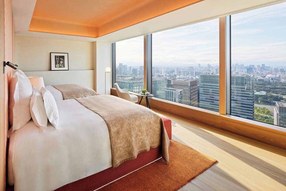 プレミアム ルーム ダブルベッド 2 台 ガーデンビュー | ブルガリ ホテル 東京