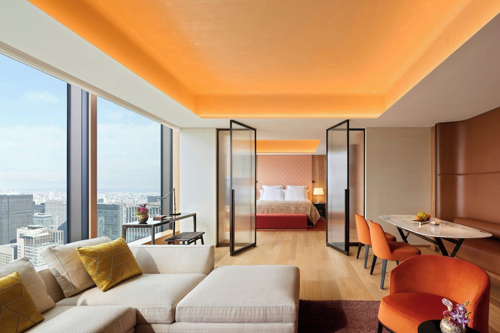 スーペリア スイート 1 ベッドルーム (View) リビングルーム3 | ブルガリ ホテル 東京