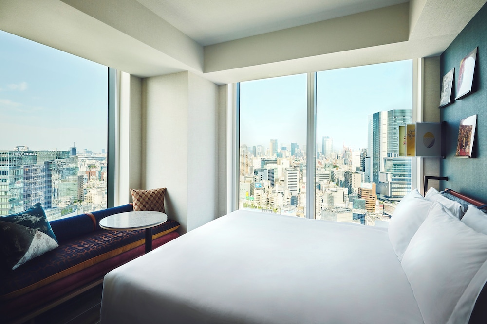 プレミアム ルーム キングベッド 1 台 (Scramble Vw, High Flr, Separate Bath) | ホテルインディゴ東京渋谷 by IHG