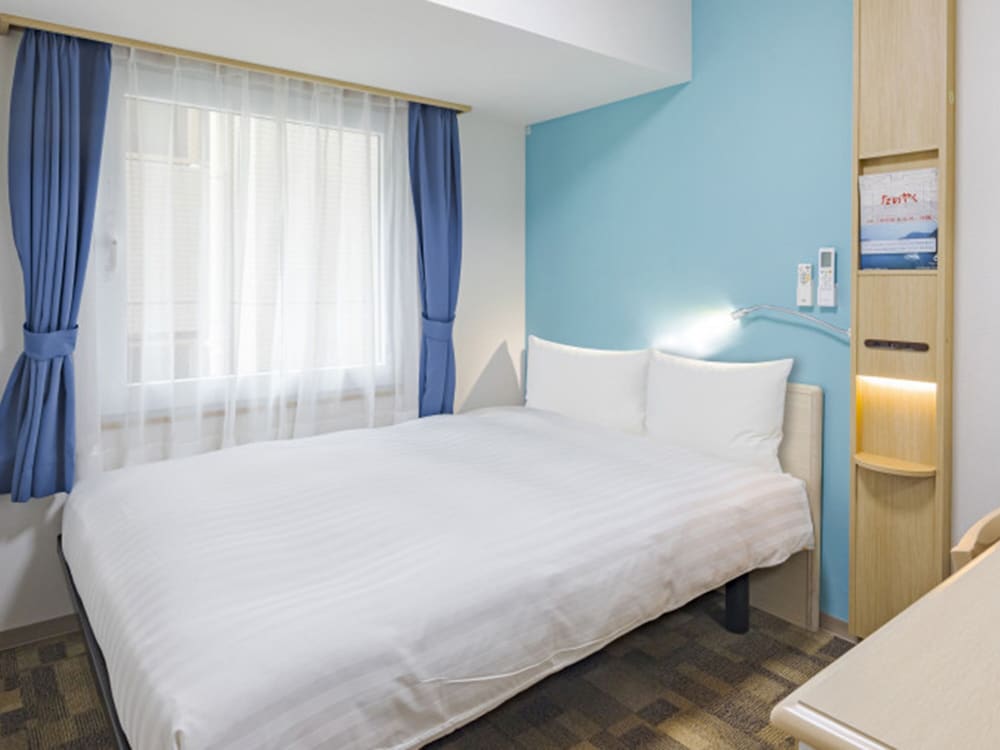 エコノミー ダブルルーム 喫煙可 | 東横 INN 大阪弁天町