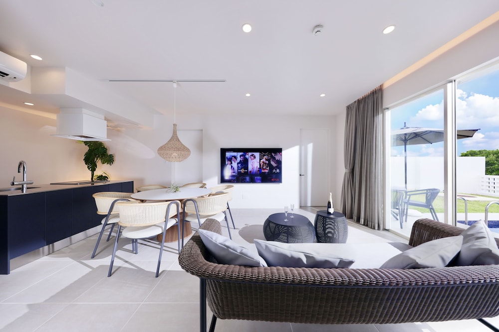 エグゼクティブ ヴィラ　D | クリスタルヴィラベイサイド