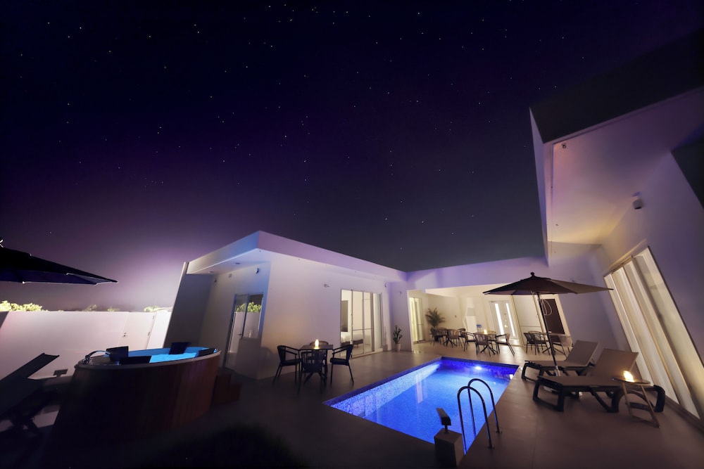 プレミアム ヴィラ　B プライベートプール1 | クリスタルヴィラベイサイド