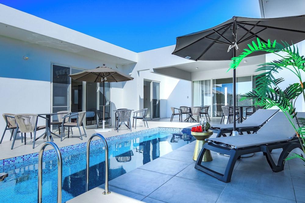 プレミアム ヴィラ　B プライベートプール2 | クリスタルヴィラベイサイド