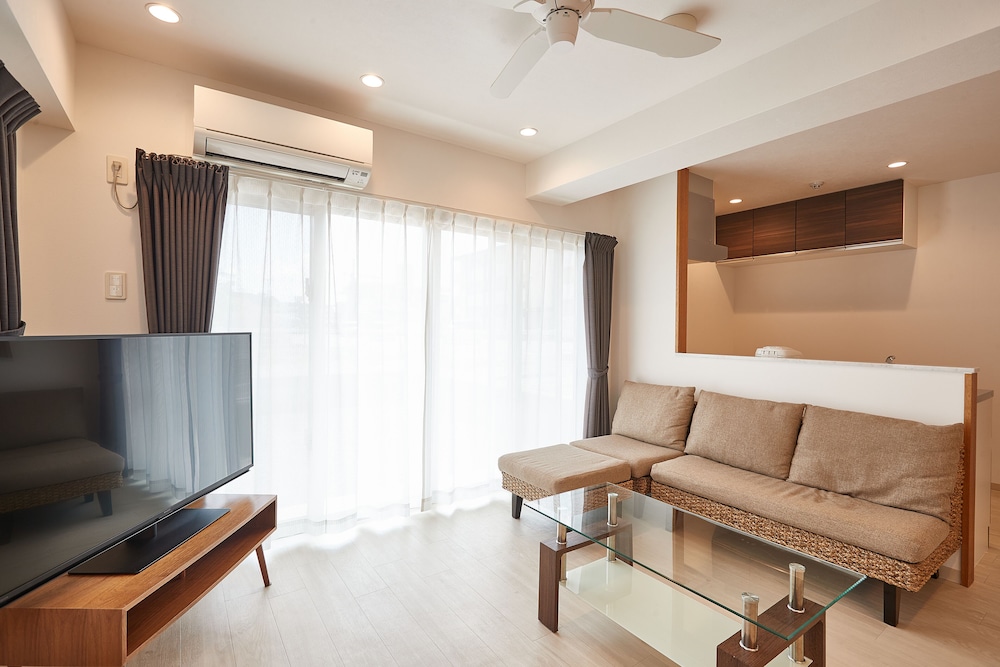 デラックス ルーム 2 ベッドルーム | New Normal Hotel in NAGO