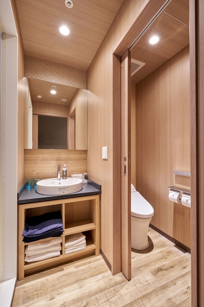 【2名利用】ファミリー ルーム（連泊時は清掃無し） バスルーム1 | ウェリナホテル Premier 中之島 West