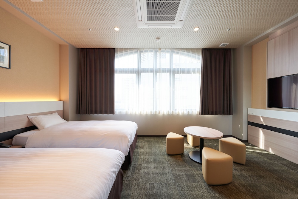 【2名利用】ファミリー ルーム（連泊時は清掃無し） 客室2 | ウェリナホテル Premier 中之島 West