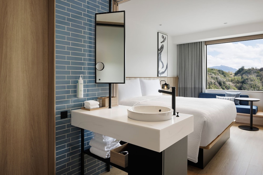 スタンダード ルーム キングベッド 1 台 禁煙 客室1 | フェアフィールド・バイ・マリオット・鹿児島たるみず桜島