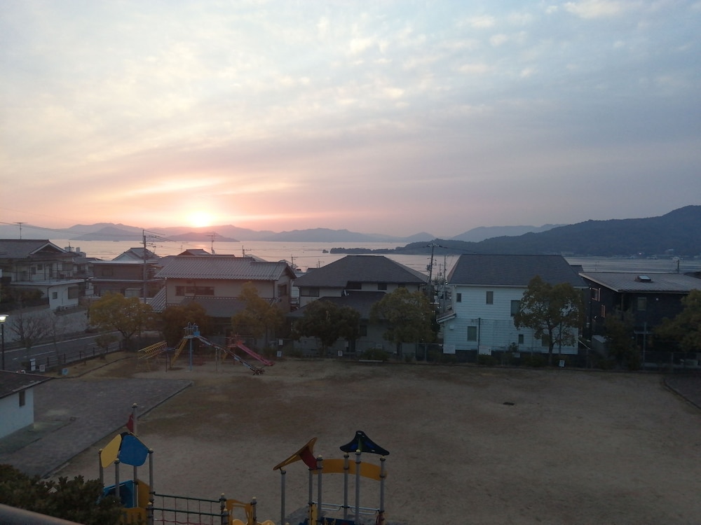 スタンダード ルーム 客室1 | Full house Miyajima