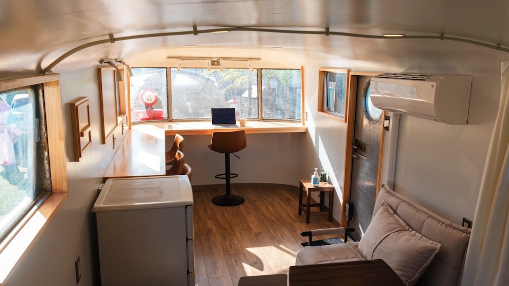 会議室1 | 海の居住者 SEA-DWELLER