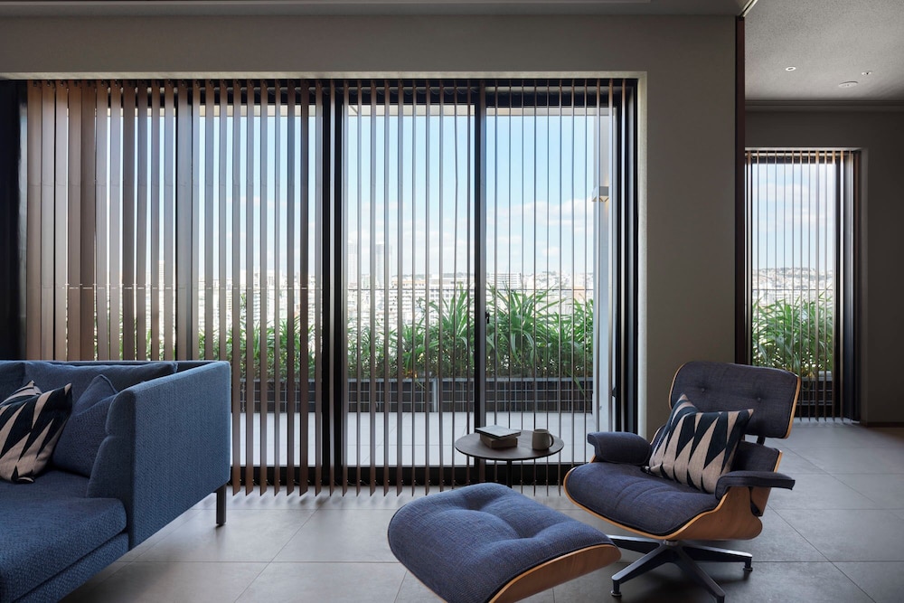 ペントハウススイート（最上階貸切／プライベートテラス） 客室3 | Southwest Grand Hotel