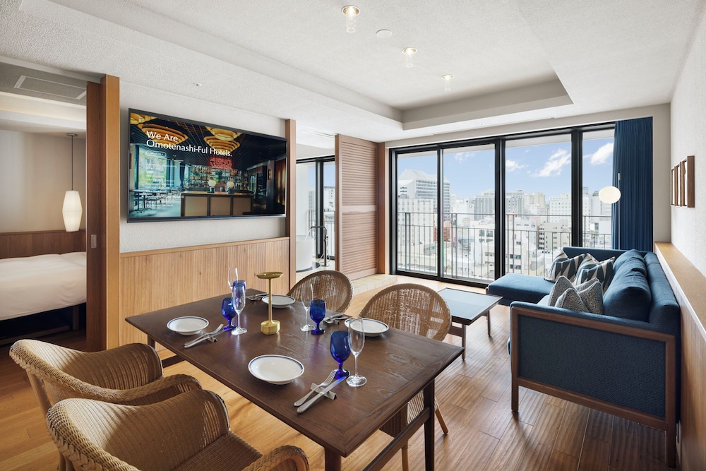 テラススイート（ビューバス／ラウンジ付／ミニバーフリー） 客室1 | Southwest Grand Hotel