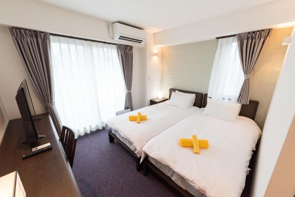 ベーシック ツインルーム | Serorin Light Hotel Tokyo