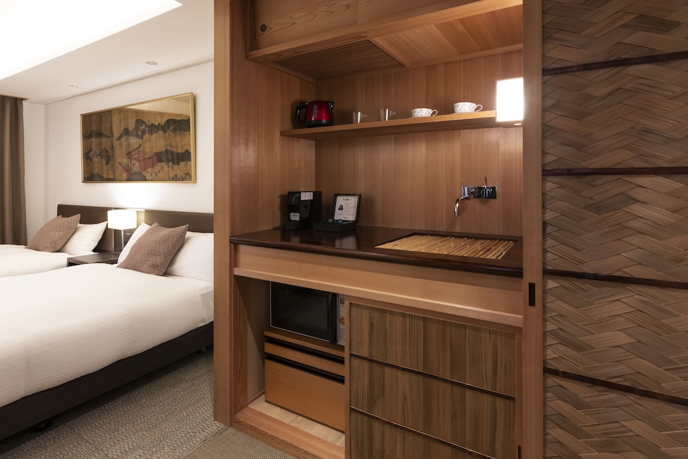 プレミアム ツインルーム 客室6 | 鈴 祇園花とうろ