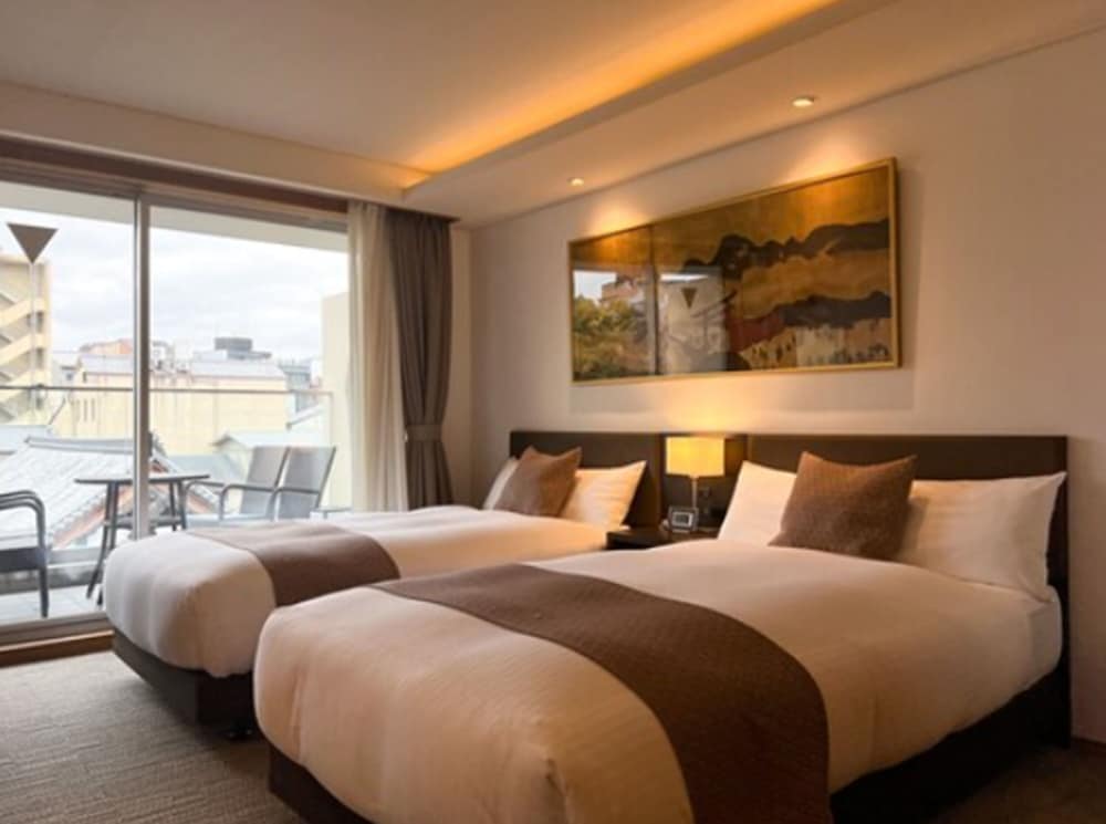 プレミアム ツインルーム 客室18 | 鈴 祇園花とうろ