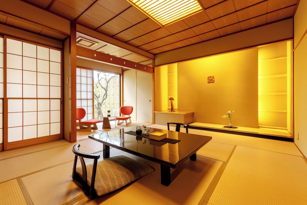 トラディショナル ルーム 禁煙 専用バスルーム 客室6 | 湯坊いちらく TENDO SPA & BREWERY