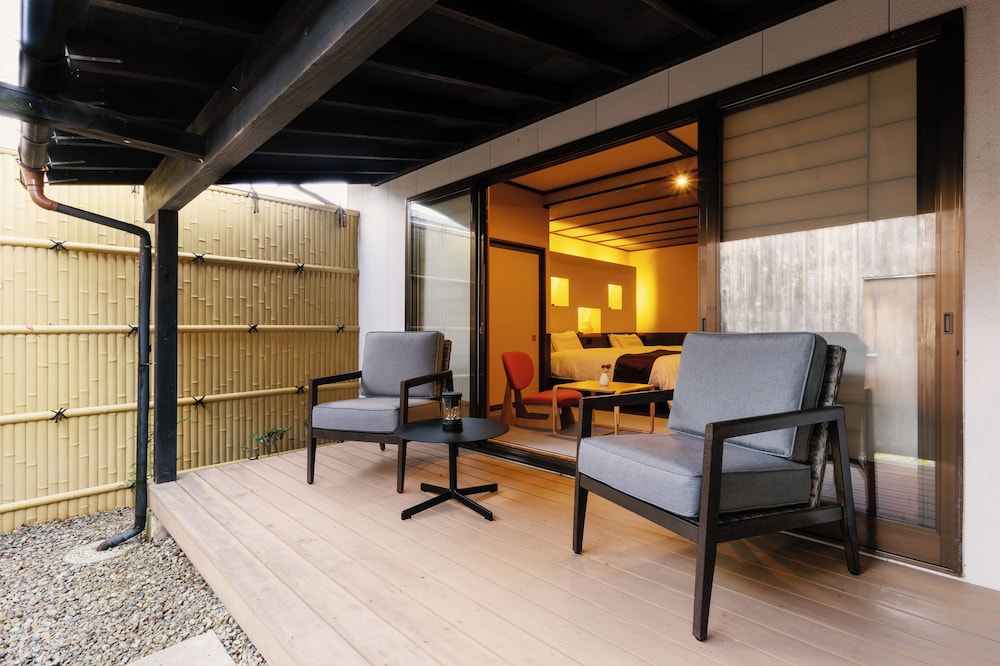 プレミアム 4 人部屋 禁煙 客室2 | 湯坊いちらく TENDO SPA & BREWERY