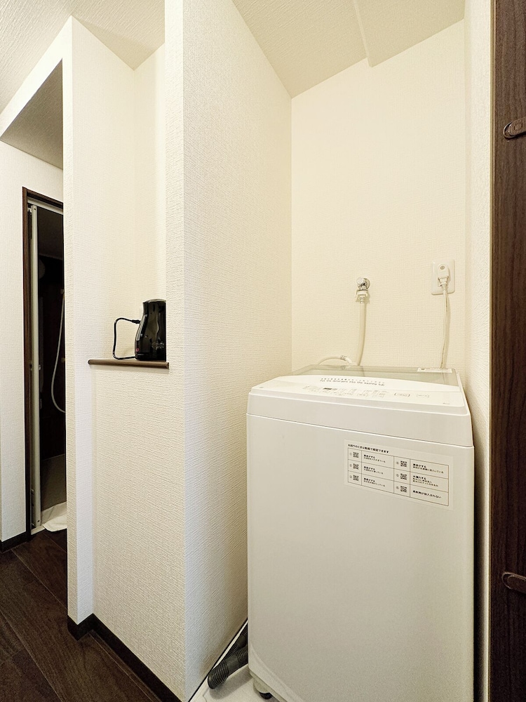 エリート スタジオ ダブルベッド 1 台ソファーベッド付き 客室3 | NAGOMI