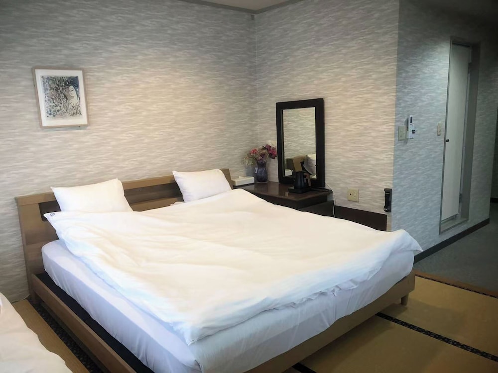 特別和洋室 禁煙 客室5 | 修善寺温泉　ホテル滝亭