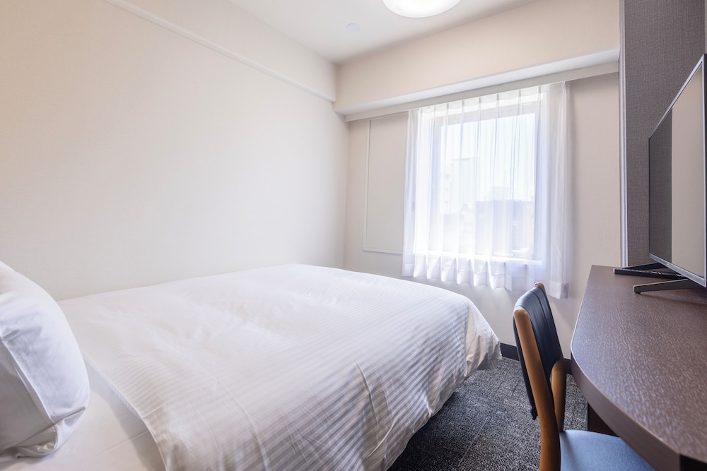 スタンダード ダブルルーム 禁煙 | KOKO HOTEL 静岡