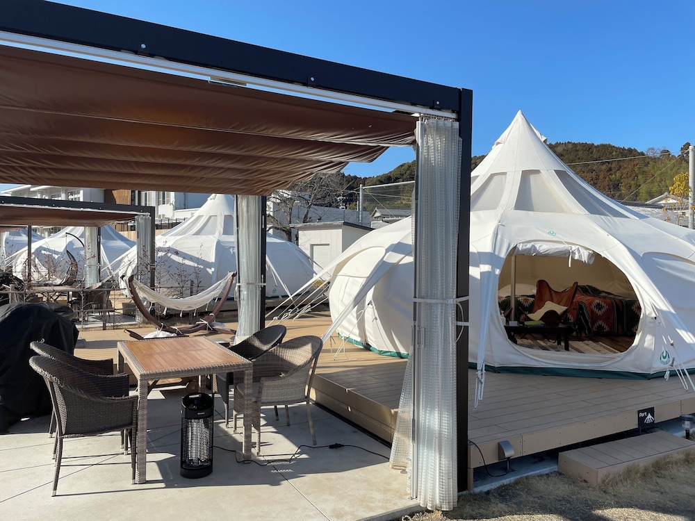 ロータスベルテント 客室4 | Glamping&Port 結