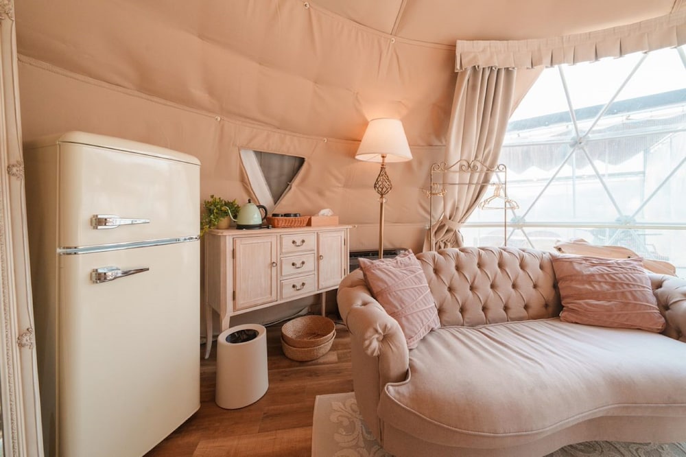 ドームテント 客室5 | Glamping&Port 結