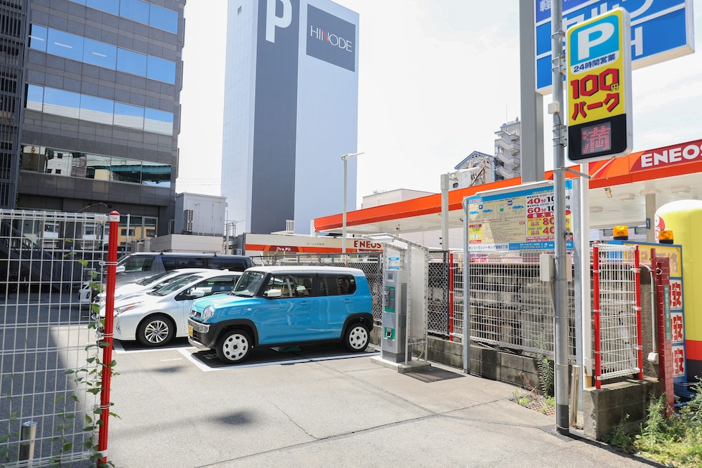 駐車場1 | リアリティ博多 2