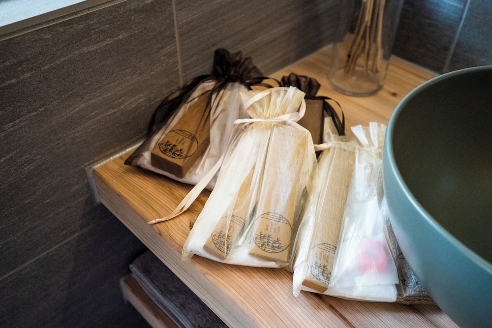 ラグジュアリー ルーム 禁煙 専用バスルーム 客室5 | 奥鬼怒温泉郷 八丁の湯