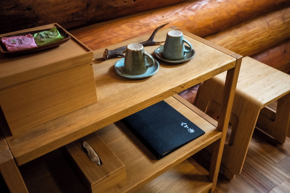 ラグジュアリー ルーム 禁煙 専用バスルーム 客室6 | 奥鬼怒温泉郷 八丁の湯