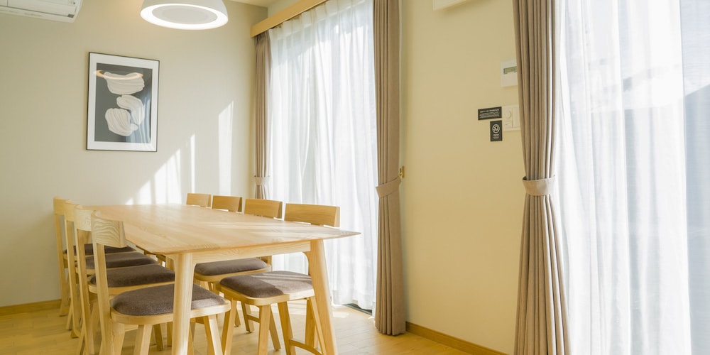 Rakuten STAY VILLA 八ヶ岳 [109_ペット同室可]シンプルモダン / 8名定員 禁煙 ダイニングルーム0 | Rakuten STAY VILLA 八ヶ岳