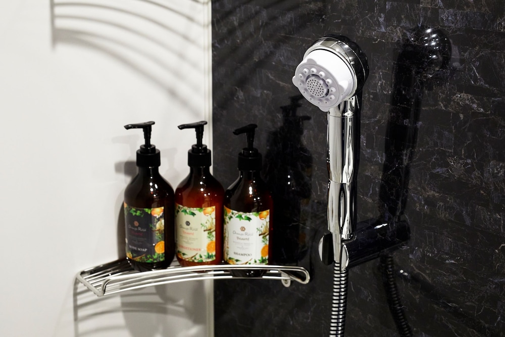 ベーシック ダブルルーム バスルーム0 | ホテルブリエ京都駅南