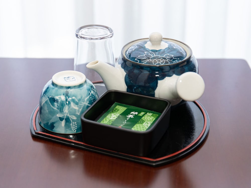 デザイン ツインルーム 禁煙 客室4 | Tabist ホテル潮青閣