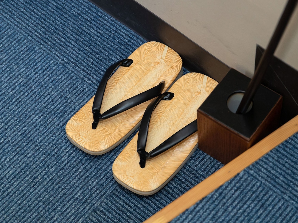 デザイン ツインルーム 禁煙 客室3 | Tabist ホテル潮青閣