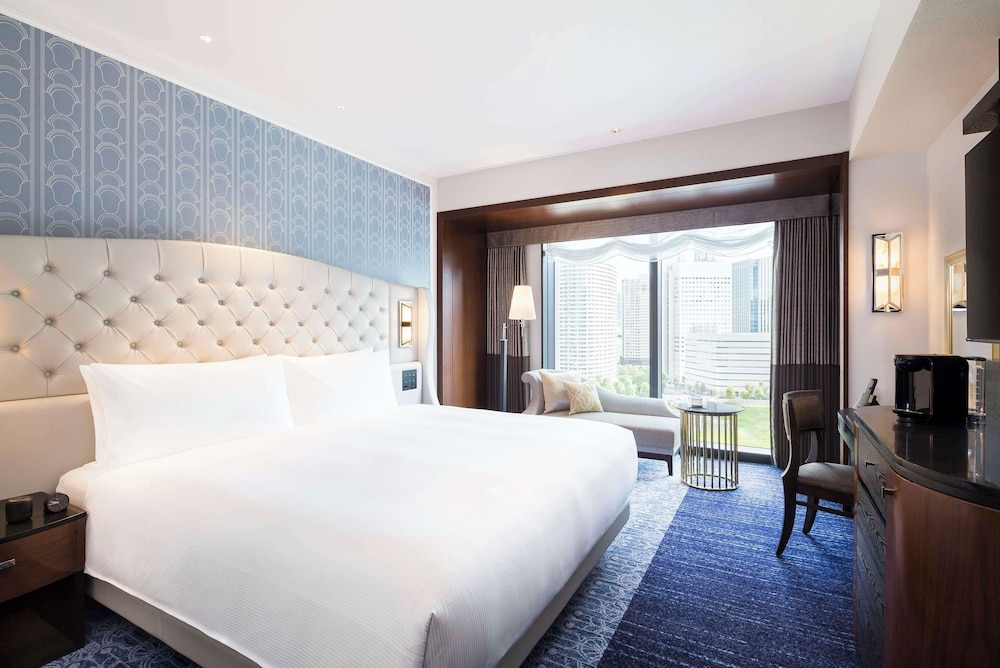 デラックスキング 客室5 | ヒルトン横浜