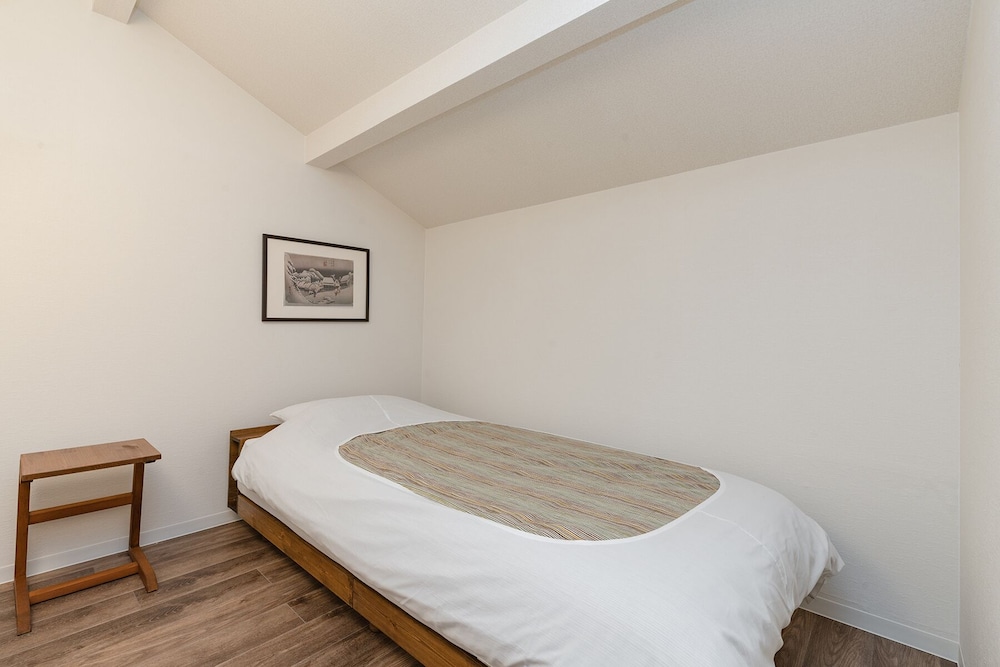 ベーシック ハウス 客室1 | 清水どんぐり庵