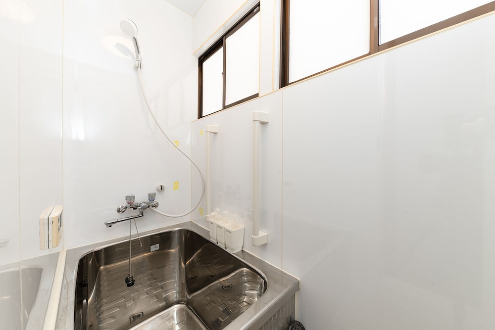 ベーシック ハウス バスルーム1 | 清水どんぐり庵