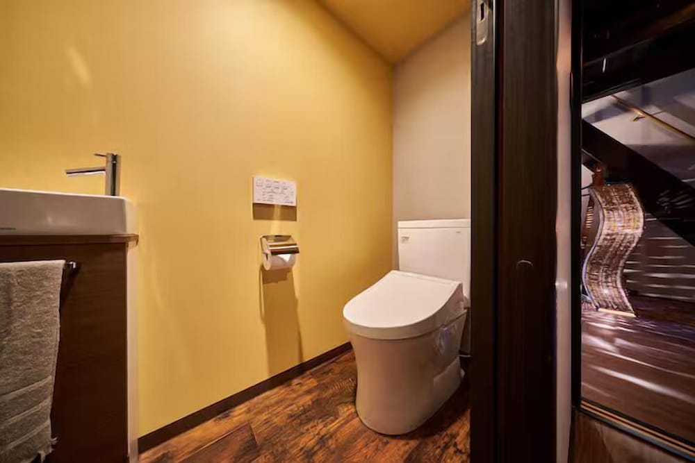 ベーシック ルーム バスルーム2 | おやど紀伊国屋 丸山町