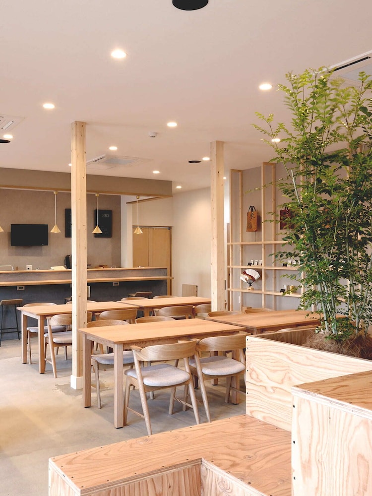 レストラン1 | まといホステル & バー