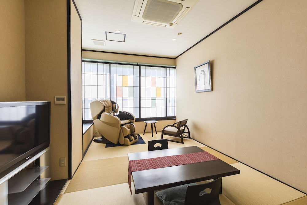 コンフォート ツインルーム コネクティングルーム 客室3 | 美湯美食の離れ宿 小野川温泉 河鹿荘