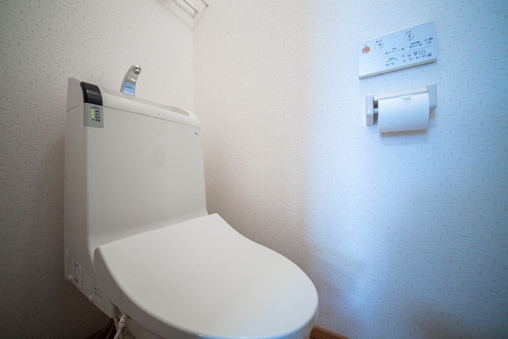 ルーム バスルーム2 | SUMIYOSHI HOUSE ROOMB