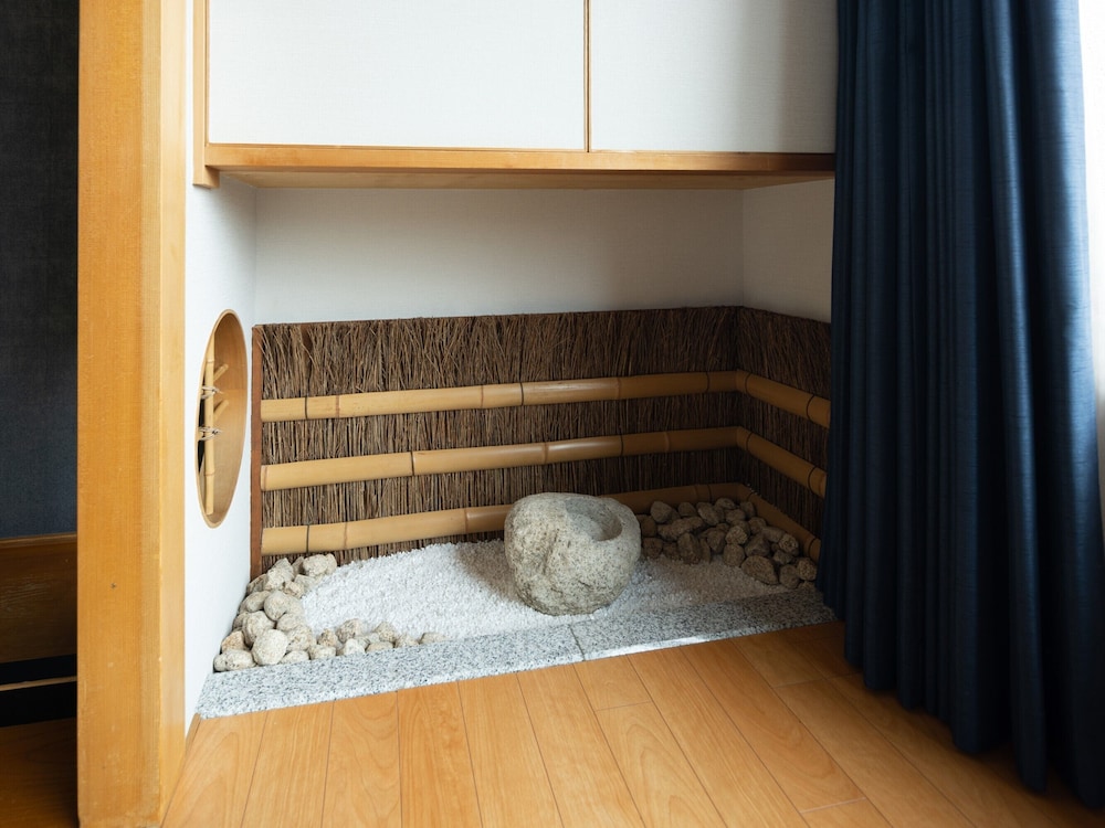 和洋室 (10畳) 禁煙 客室2 | ホテル桜 嬉野