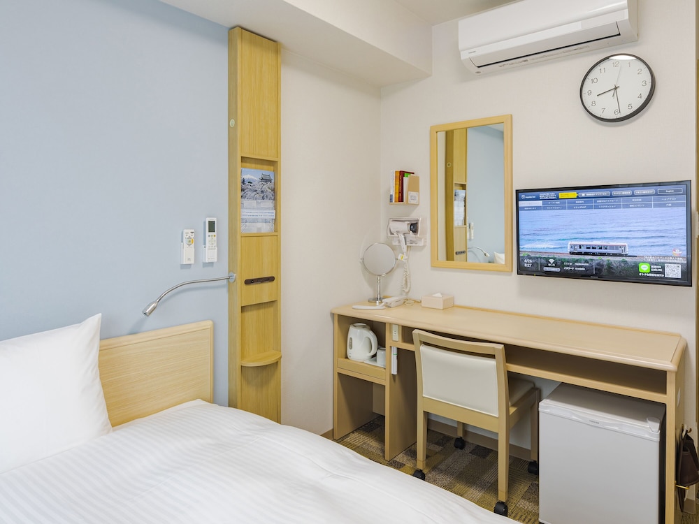 エコノミーダブル 喫煙可 客室1 | 東横 INN 二俣川駅北口
