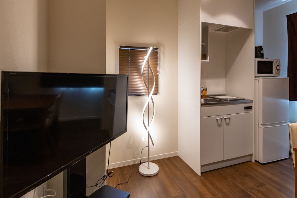 ベーシック アパートメント リビング エリア0 | 御宿 西七条